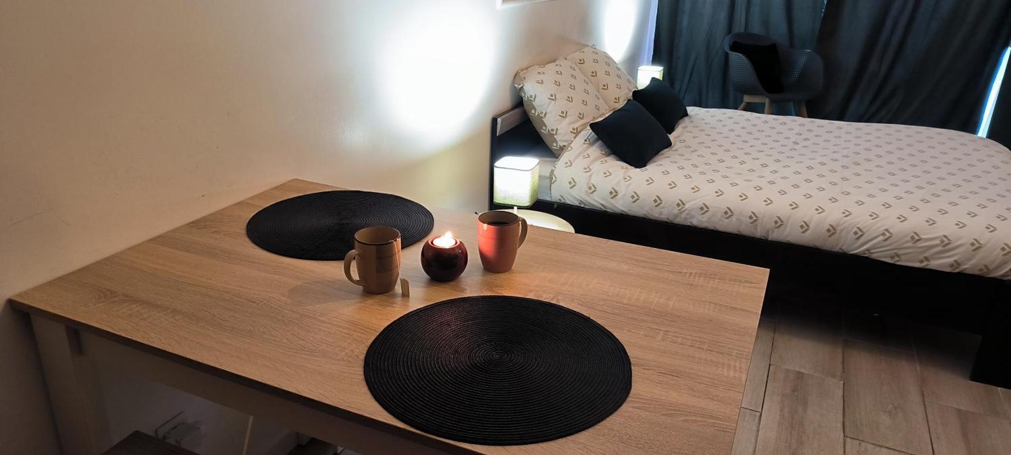 Le Studio De La Pouletterie 로슈 외부 사진